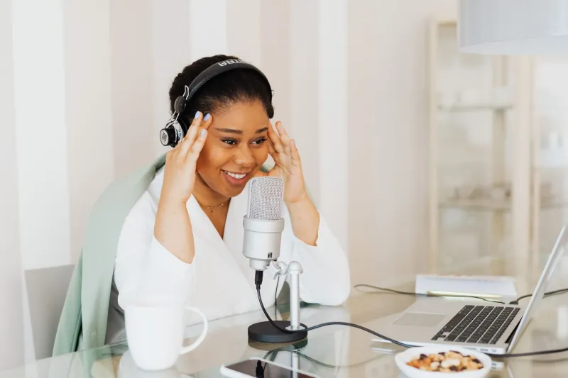 The Quiet Money: Meet the Producers Paying Bills With Linux Audio